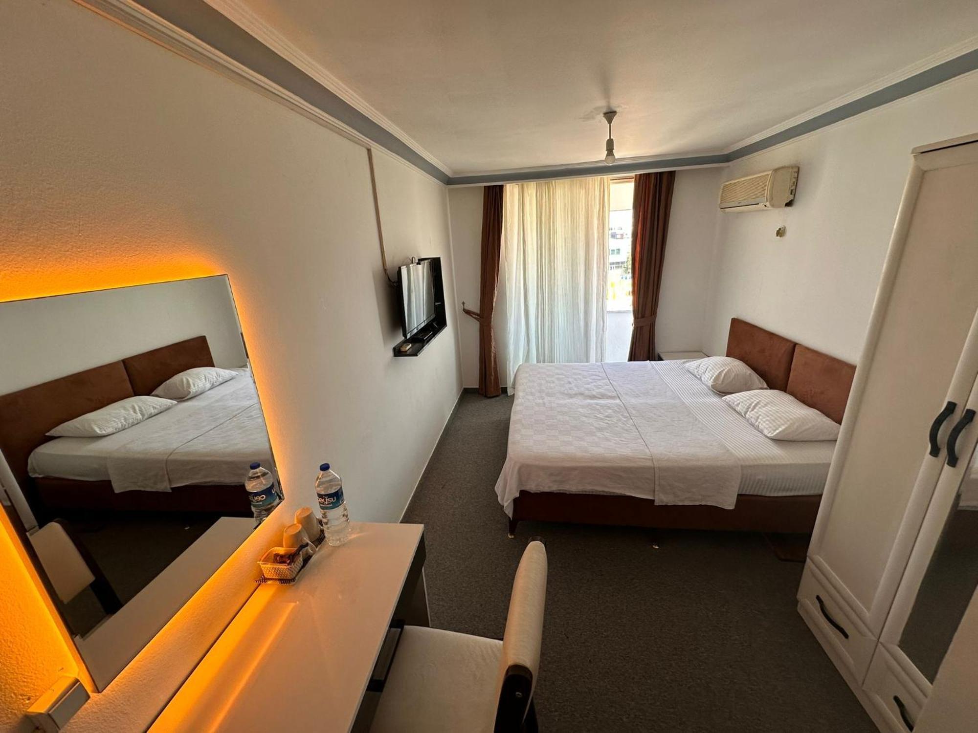 Ezel Group Hotel Antalya Exteriör bild